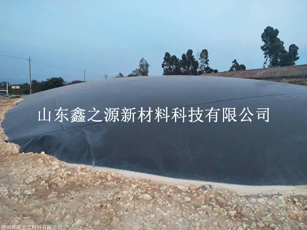 黑膜沼氣池建設(shè)完成前期該如何進行保養(yǎng)維護？