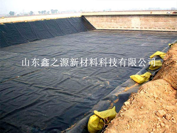 黑膜沼氣池選擇的沼氣池土工膜為何有差距？