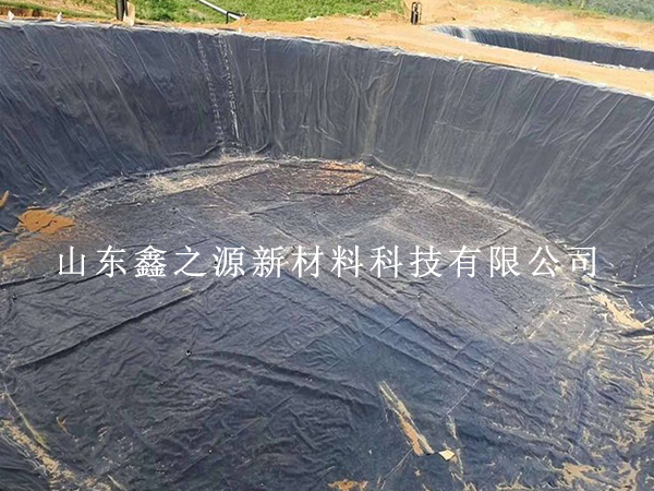 沼氣池防滲膜鋪設(shè)前，這些準(zhǔn)備工作要做足