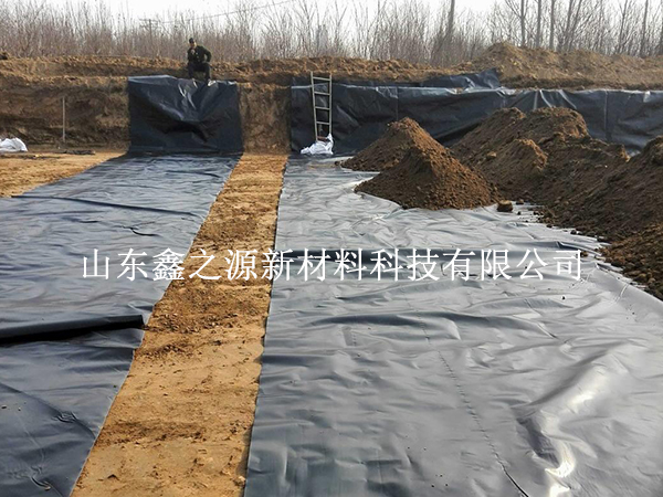 不同氣候下該如何鋪設魚蝦養(yǎng)殖防滲膜？