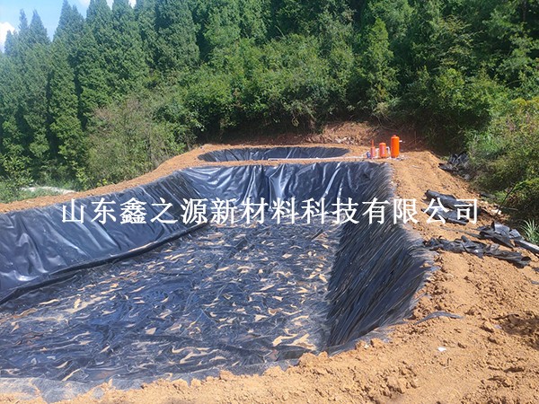 蓄水池防滲膜鋪完就不管了？這些保養(yǎng)細節(jié)決定它能用多久